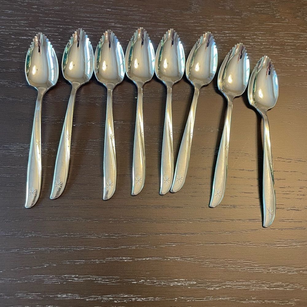 Oneida Community Vintage Starburst Grapefruit Spoons set of 8!